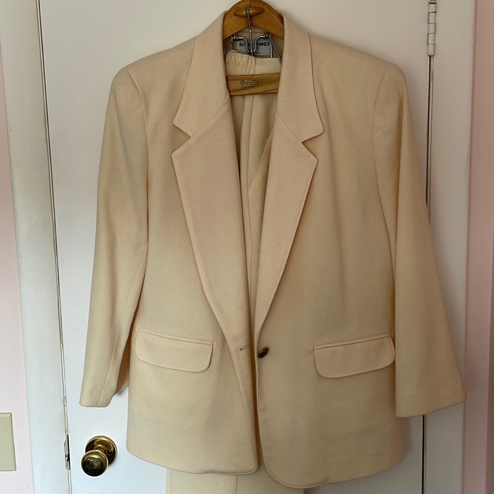 Alfred Dunner Winter White Wool Blazer & Slacks